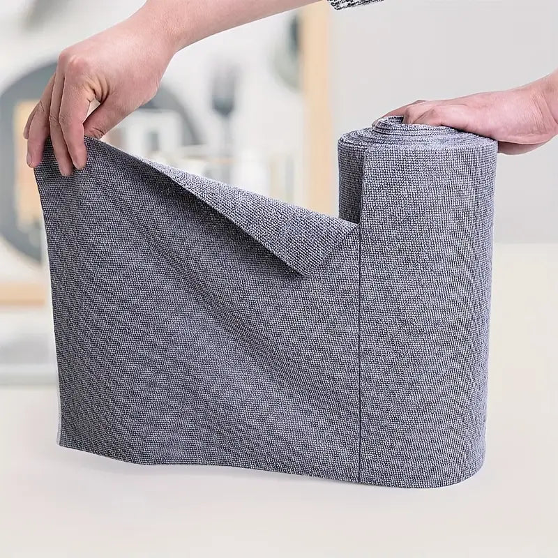 Reusable Microfiber Cleaning Cloth Roll (Mega Offer – 50 Sheets @ Just ₹499!)